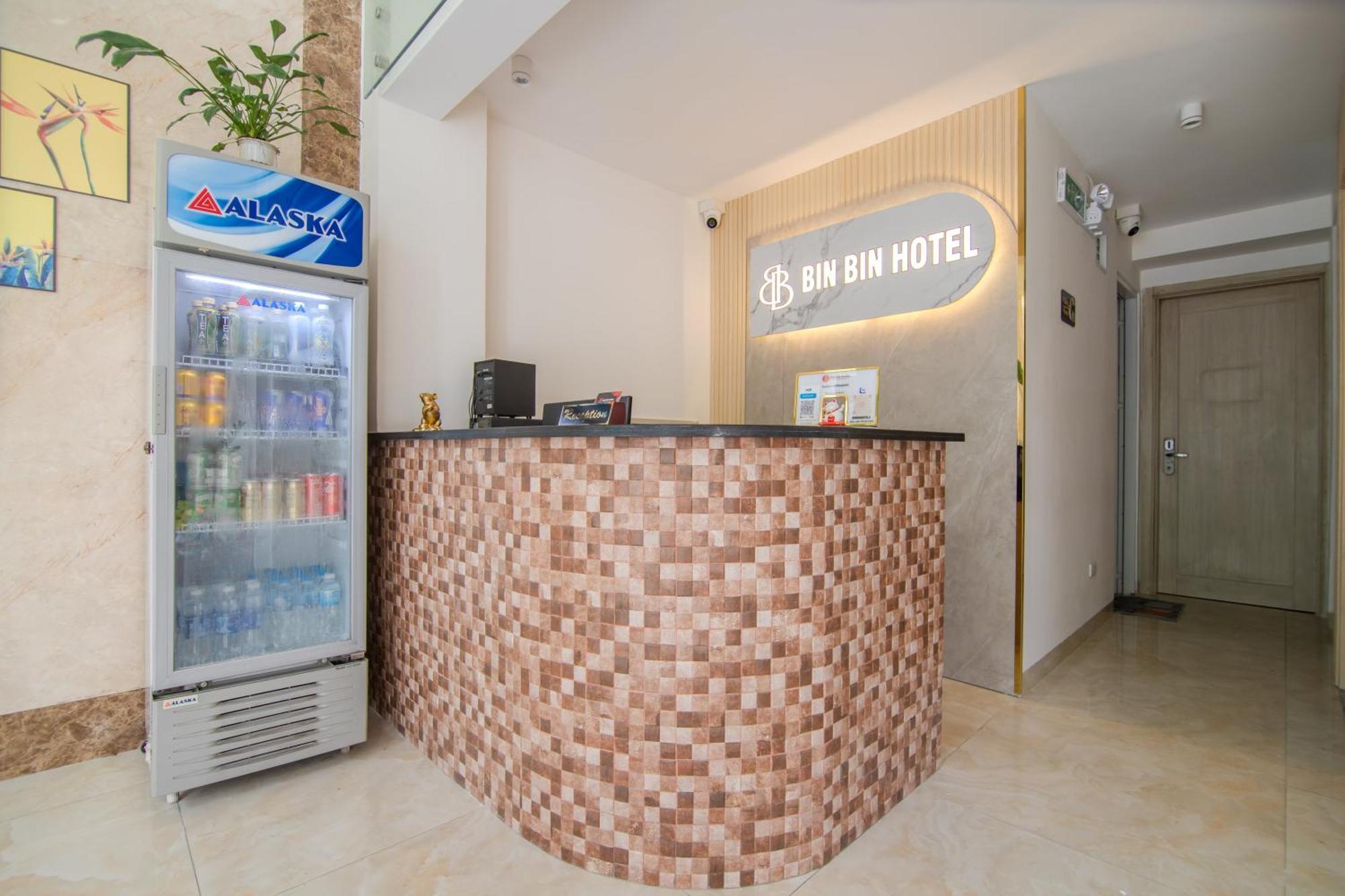 Bin Bin Hotel 3 - Near Sc Vivo City D7 Ho Chi Minh City Bagian luar foto
