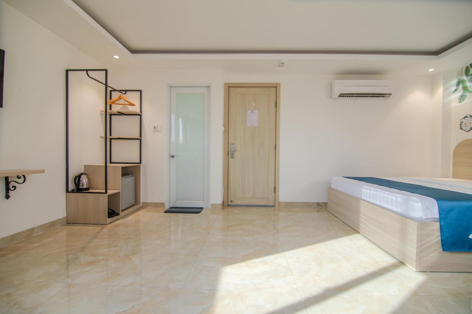 Bin Bin Hotel 3 - Near Sc Vivo City D7 Ho Chi Minh City Bagian luar foto