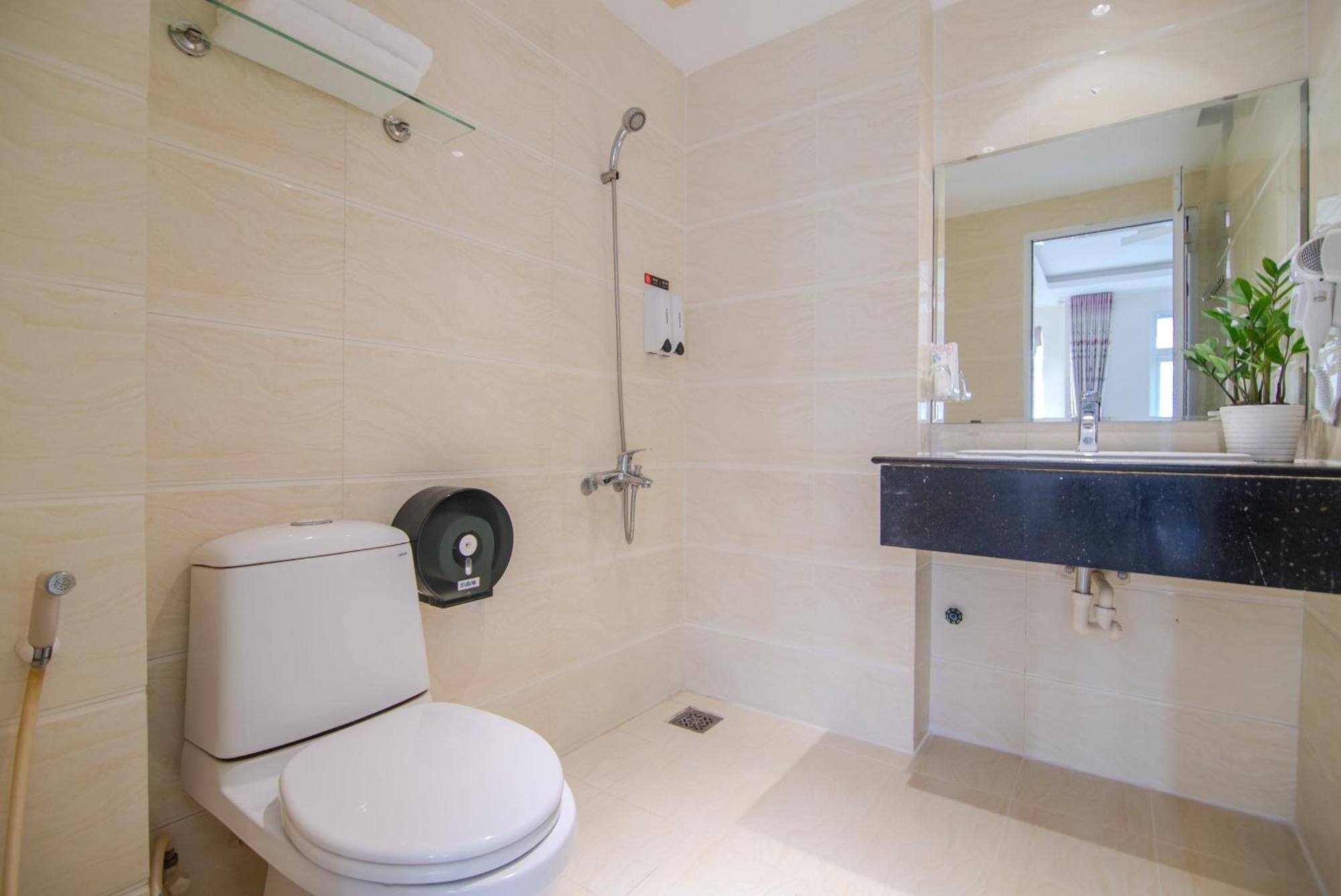 Bin Bin Hotel 3 - Near Sc Vivo City D7 Ho Chi Minh City Bagian luar foto