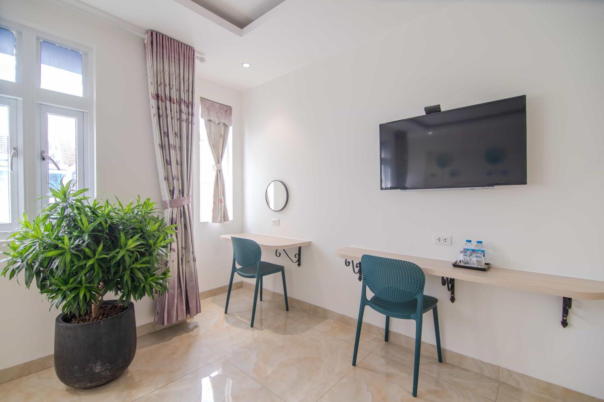 Bin Bin Hotel 3 - Near Sc Vivo City D7 Ho Chi Minh City Bagian luar foto