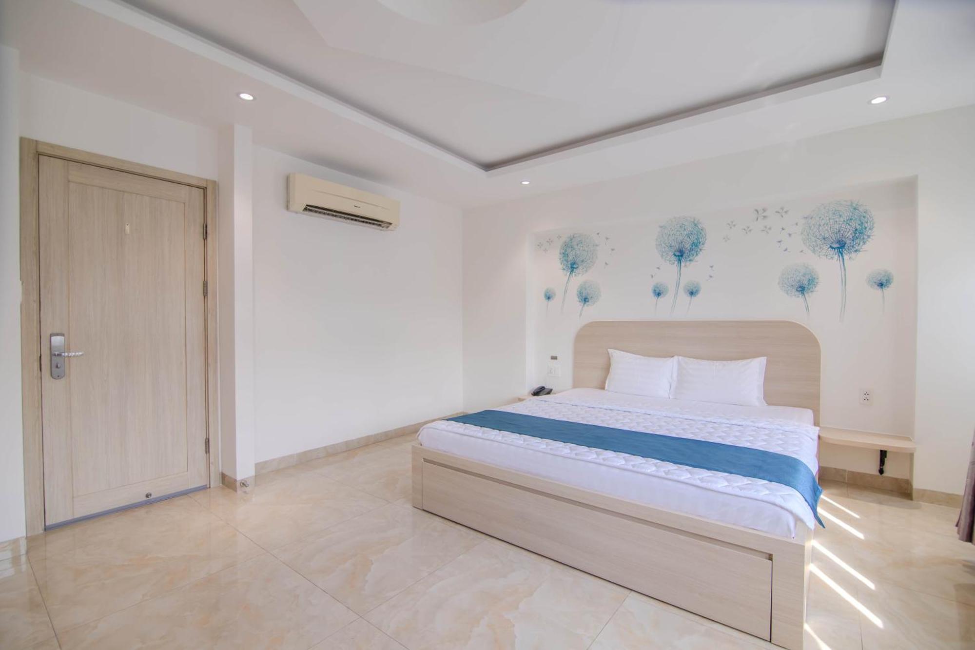Bin Bin Hotel 3 - Near Sc Vivo City D7 Ho Chi Minh City Bagian luar foto